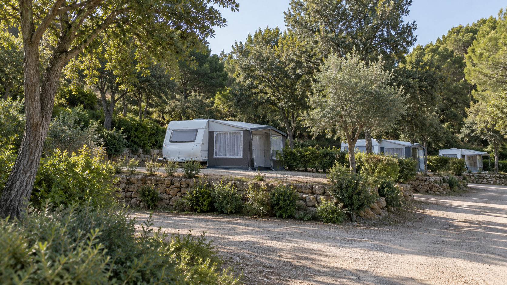 AI-gegenereerd sfeerbeeld, geen foto van de camping