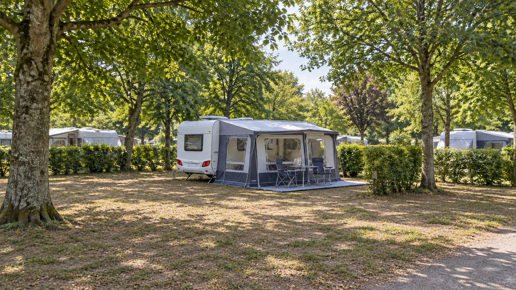 AI-gegenereerd sfeerbeeld, geen foto van de camping